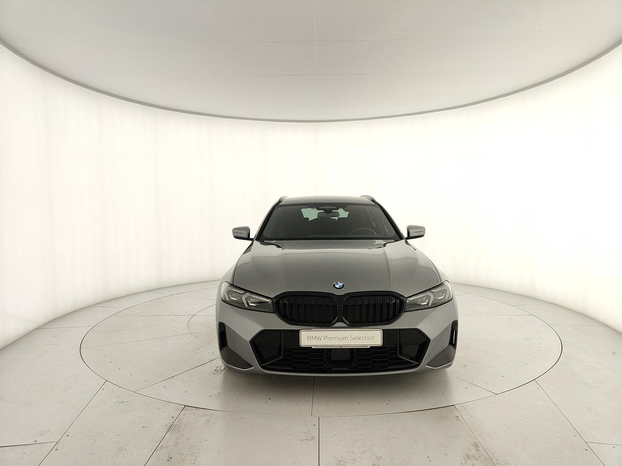 BMW 320d Touring mhev 48V xdrive MSport auto