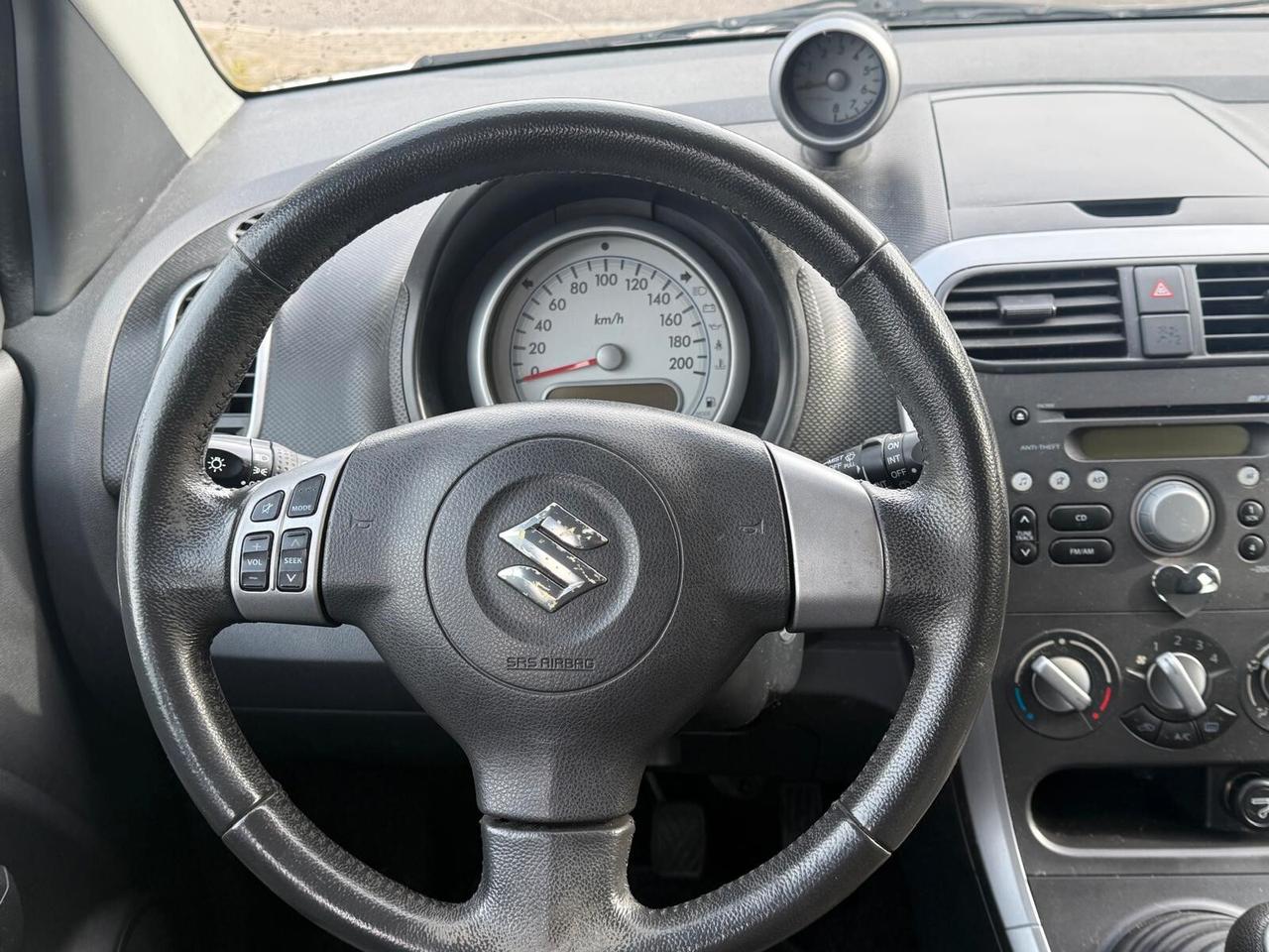 Suzuki Splash 1.0 GPL GLS Safety Pack