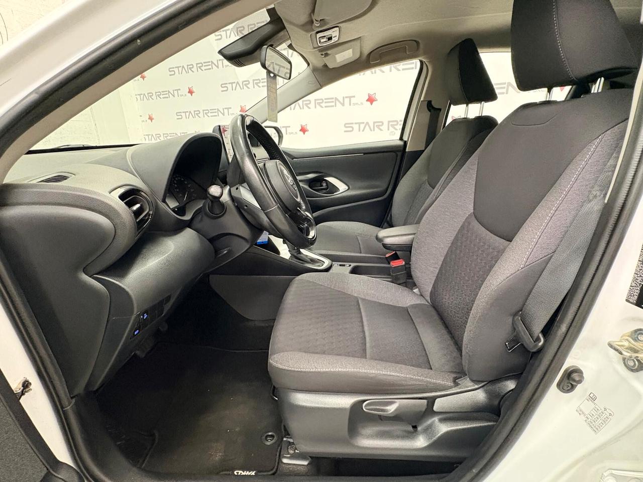 Toyota Yaris 1.5 Hybrid 5 porte Business