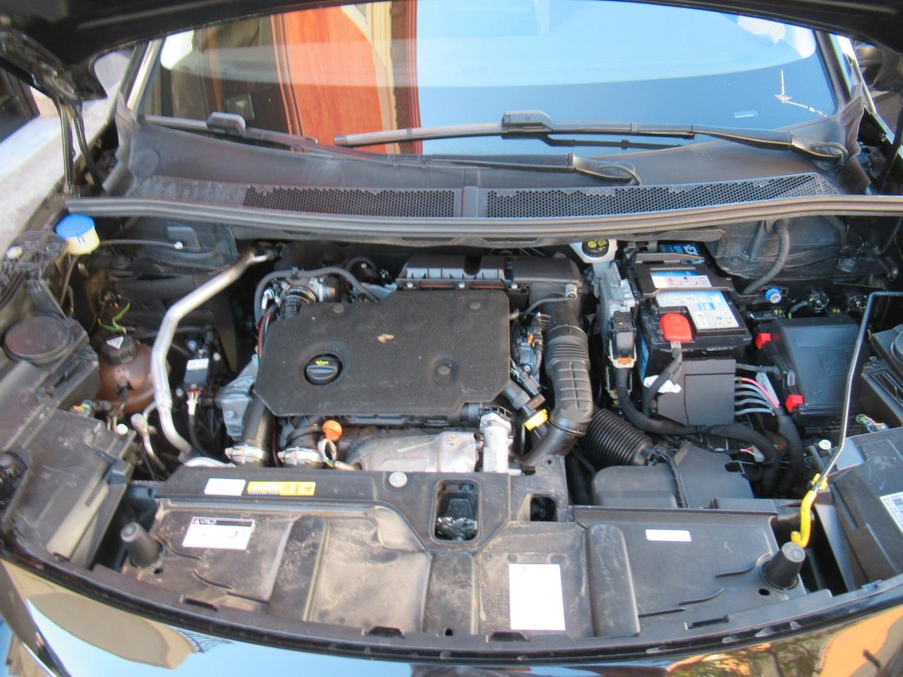 Peugeot 3008 BlueHDi 130 S&S Business