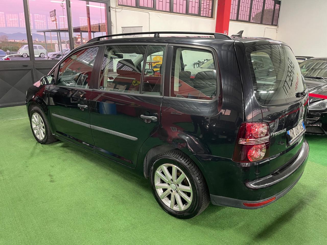 Volkswagen Touran 1.9 TDI Aut. 7 Posti Neopatentati PERMUTE RATE