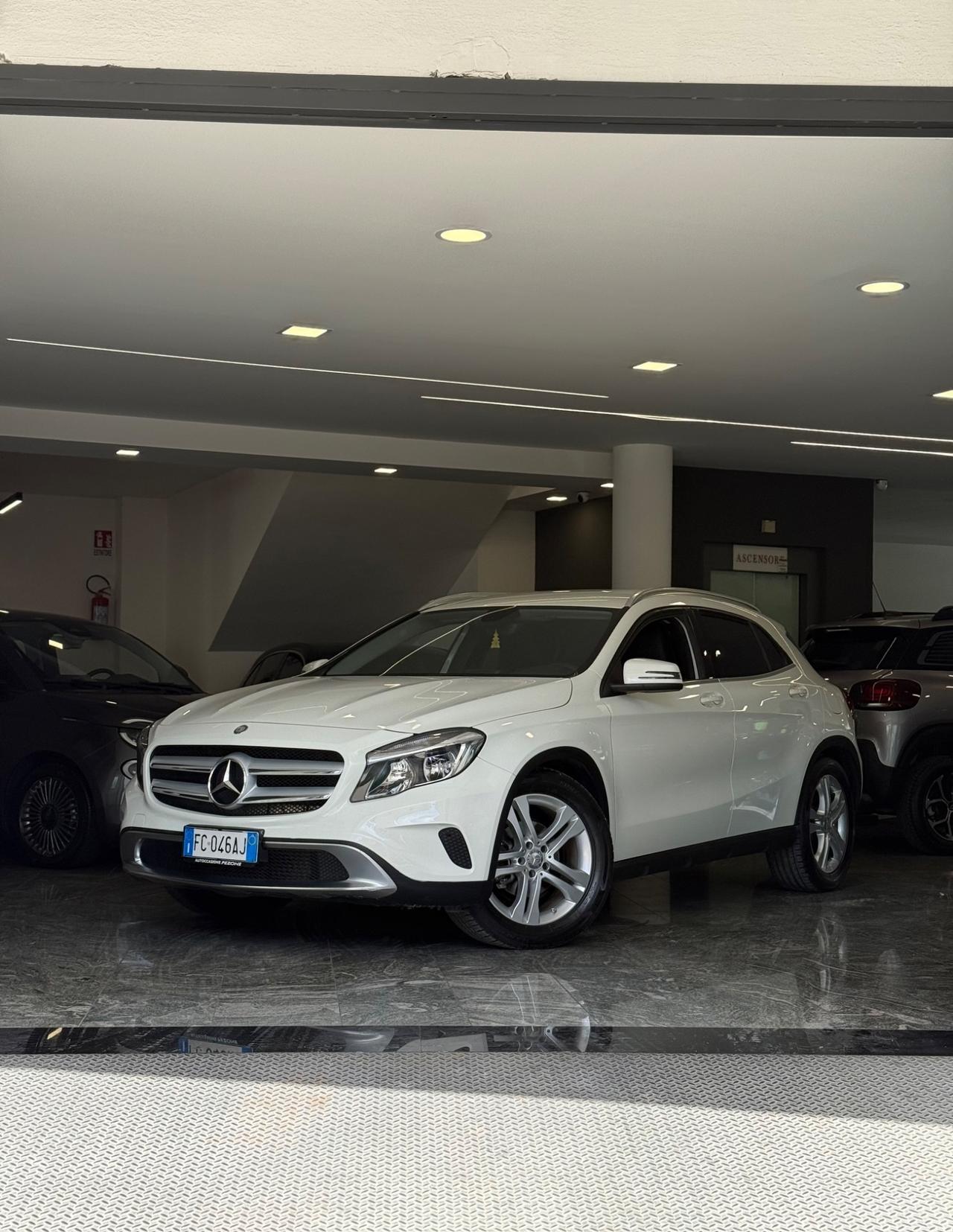 Mercedes-benz GLA 200 d Sport