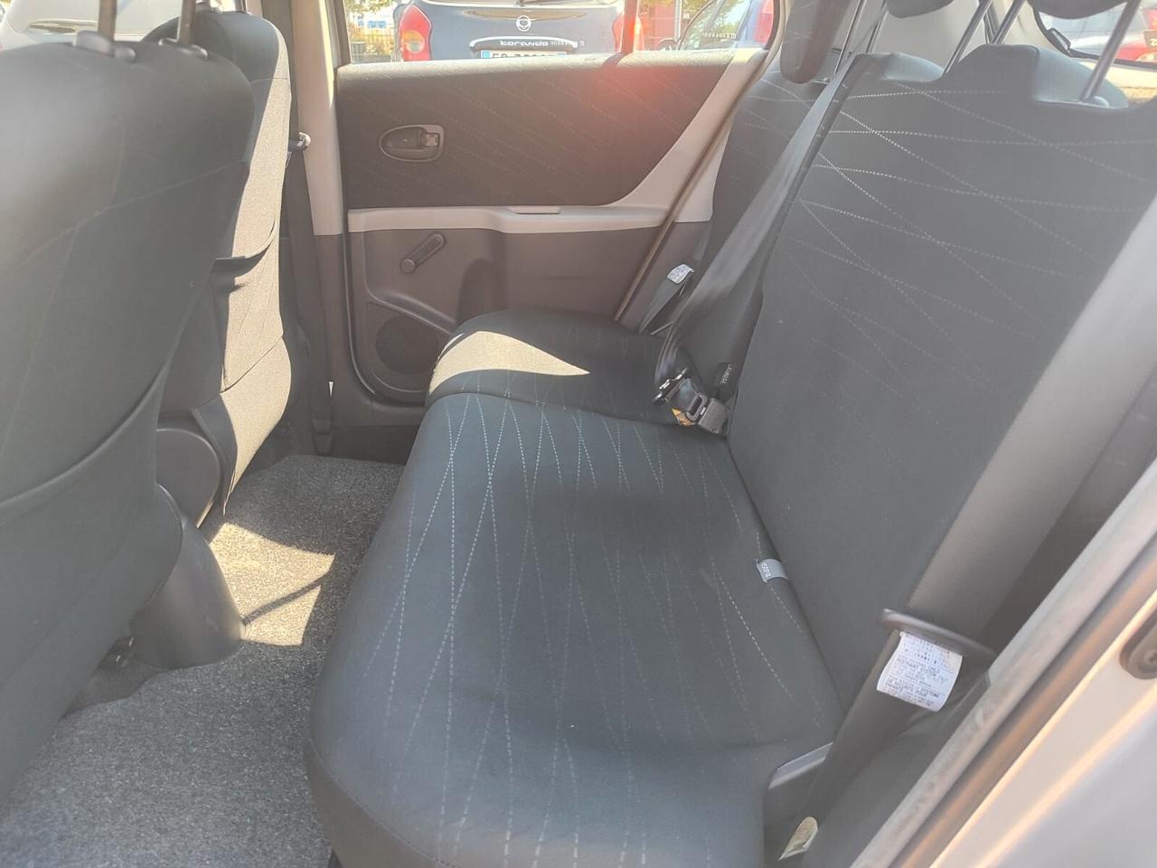 Toyota Yaris 1.0 3 porte Sol