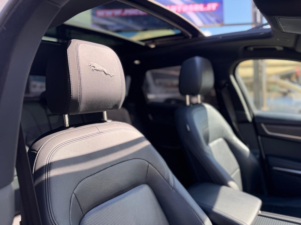 JAGUAR F-PACE 30D 300 CV MHEV R-DYNAMIC R22 TETTO FULL IVA