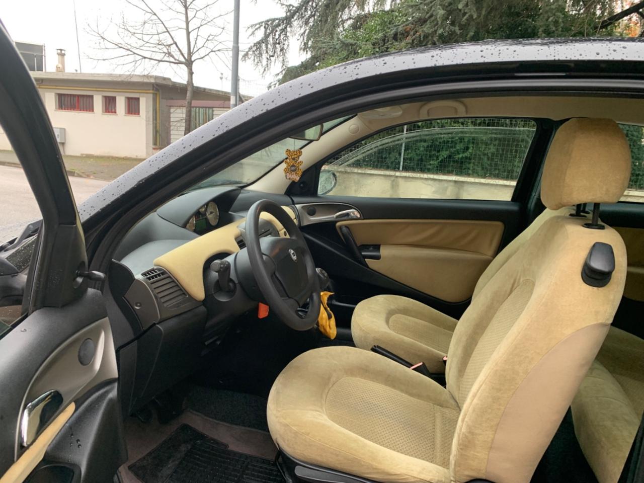Lancia Ypsilon 1.2 Oro 60000 km