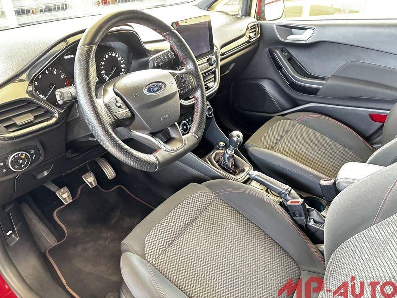 Ford Fiesta 1.0 Ecoboost 100 CV 5 porte ST-Line tua a 274,00 euro al mese