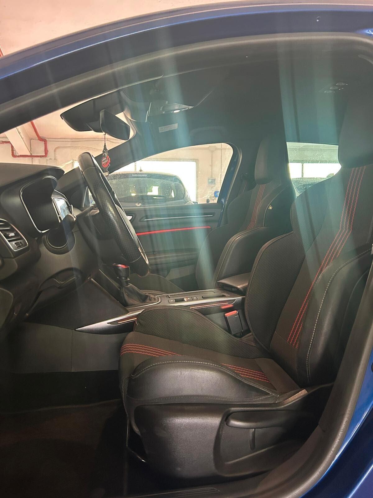 Renault Megane Mégane Blue dCi 115 CV R.S. Line