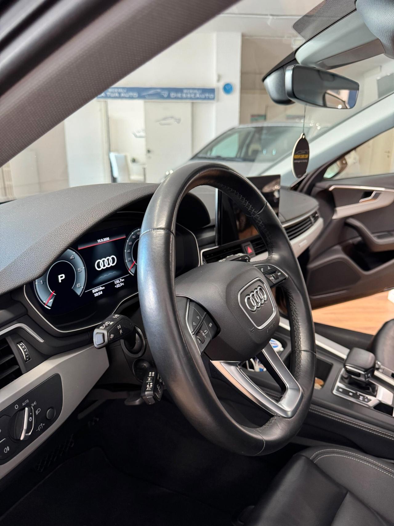 Audi A4 Avant 40 TDI quattro S tronic Business Advanced