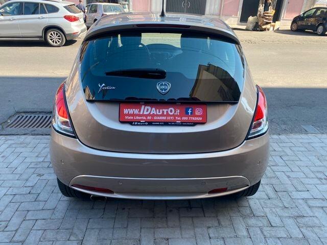 Lancia Ypsilon 1.2 69 CV 5 porte Gold