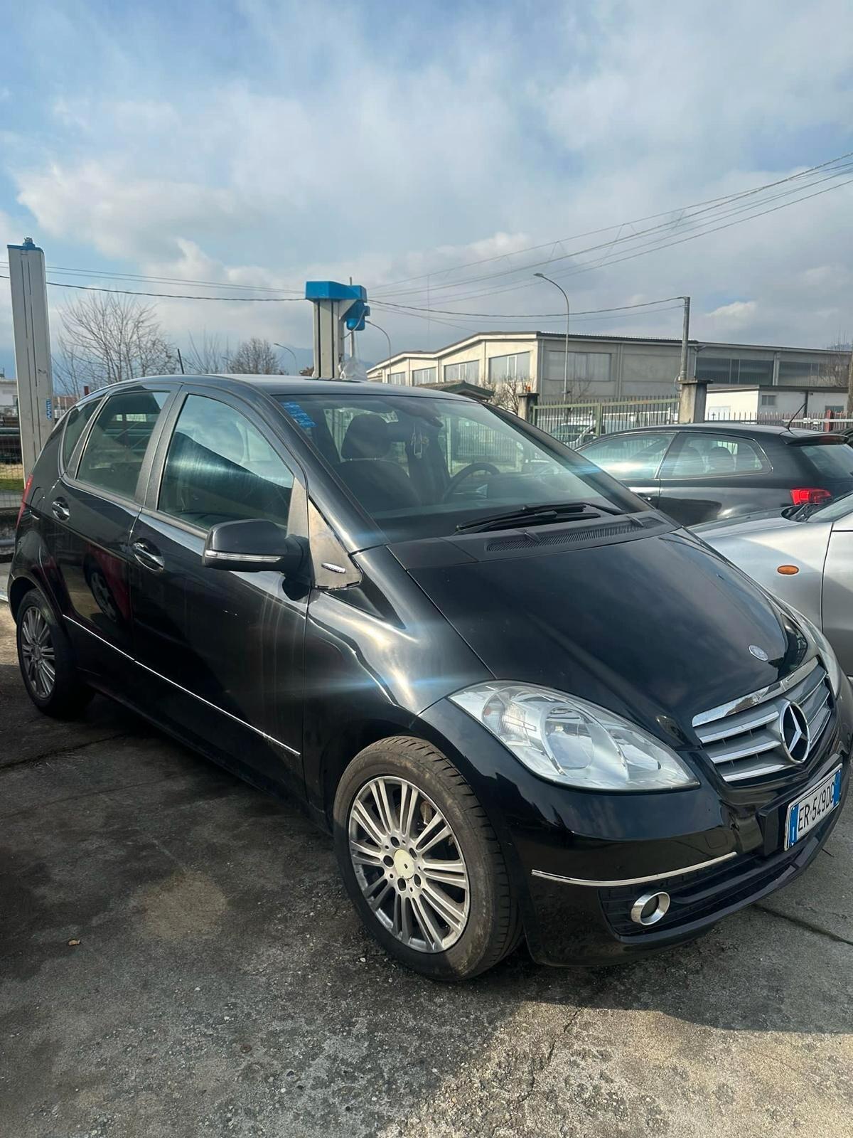 Mercedes-benz A 180 CDI BlueEFFICIENCY Executive