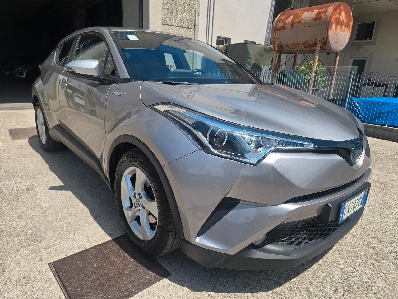 Toyota C-HR 1.8 Hybrid E-CVT Business
