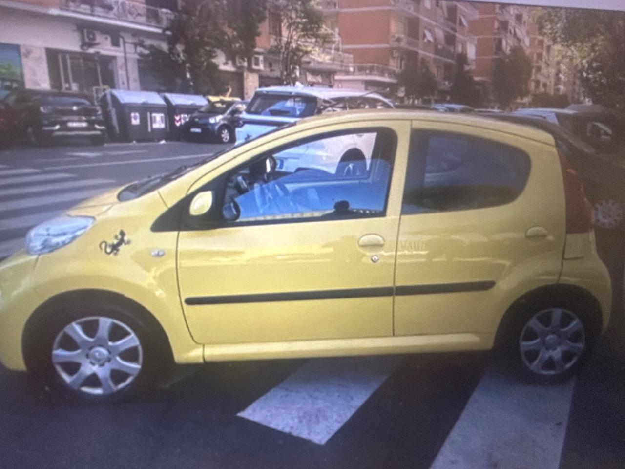 Peugeot 107 1.0 68CV 3p. Desir