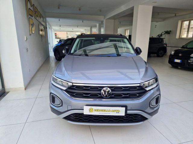 VOLKSWAGEN T-Roc 1.0 TSI Lifetua da ?229,00