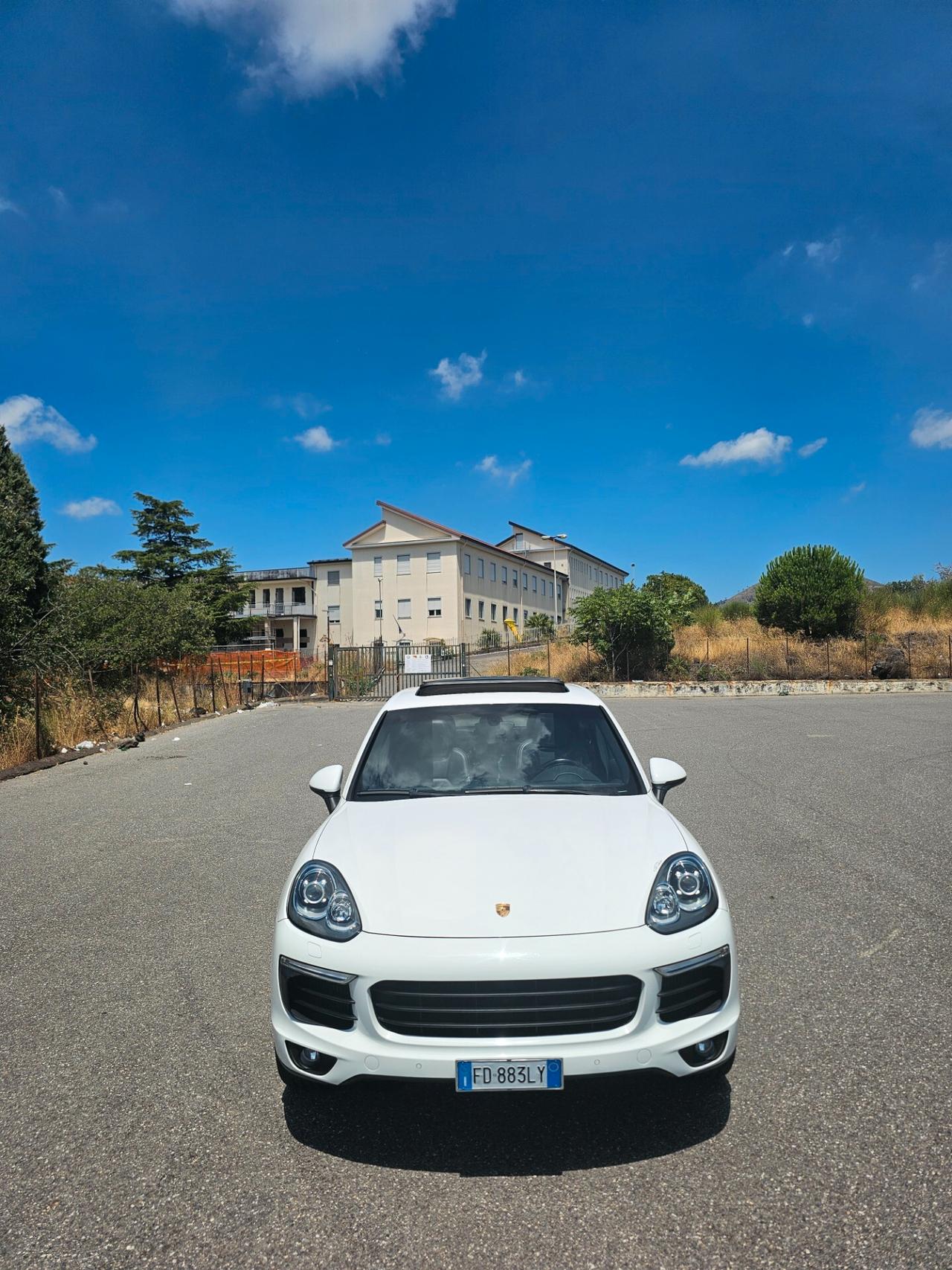 Porsche Cayenne 3.0 Diesel Platinum Edition Tetto Apribile EURO6