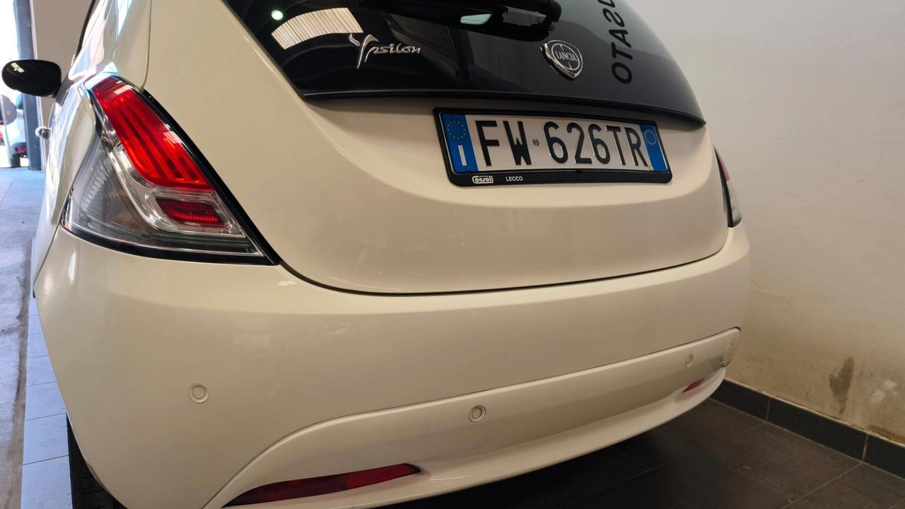 Lancia Ypsilon 1.2 69 CV 5 porte GPL Ecochic Gold