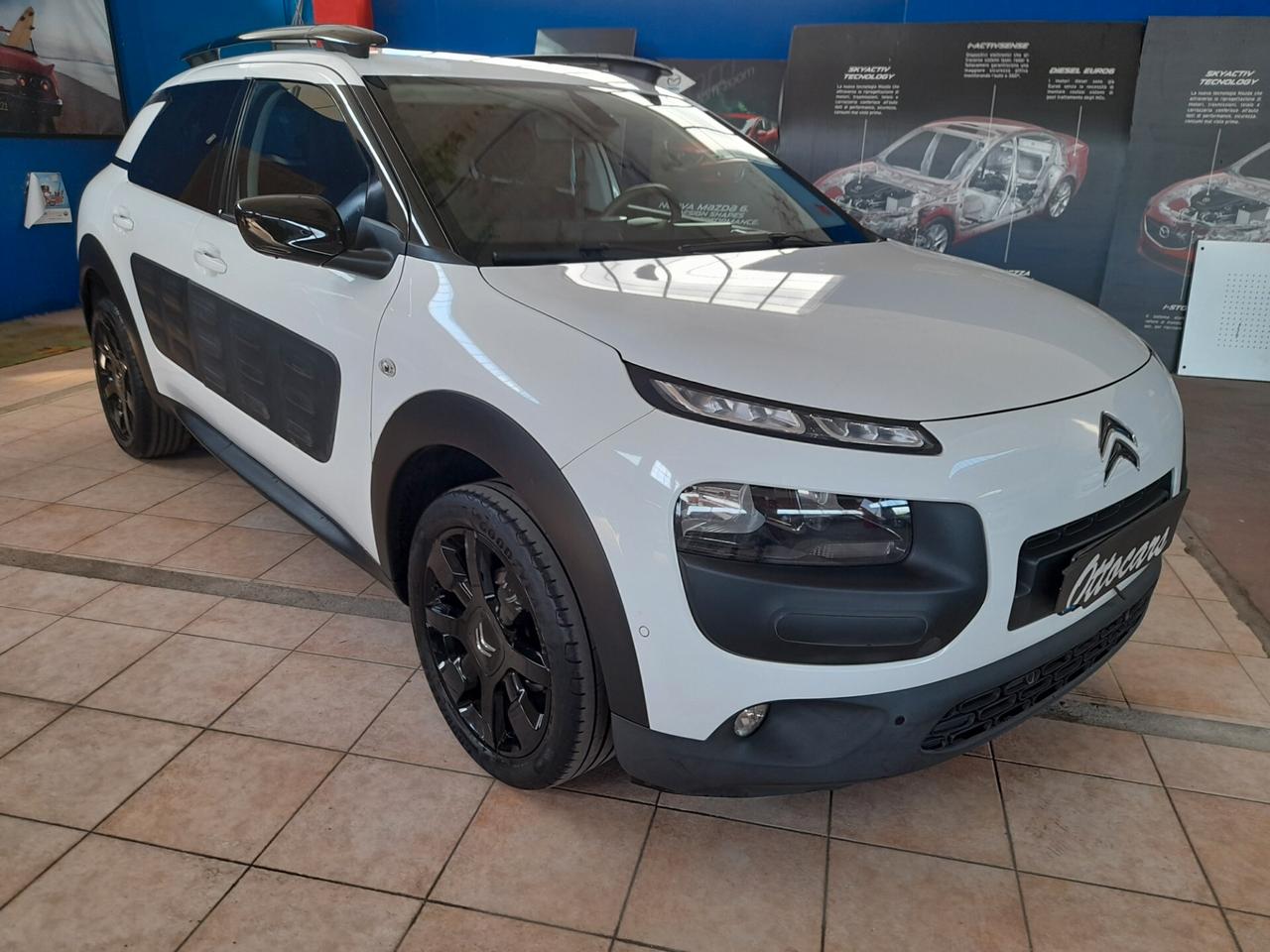 Citroen C4 Cactus PureTech 82 Shine