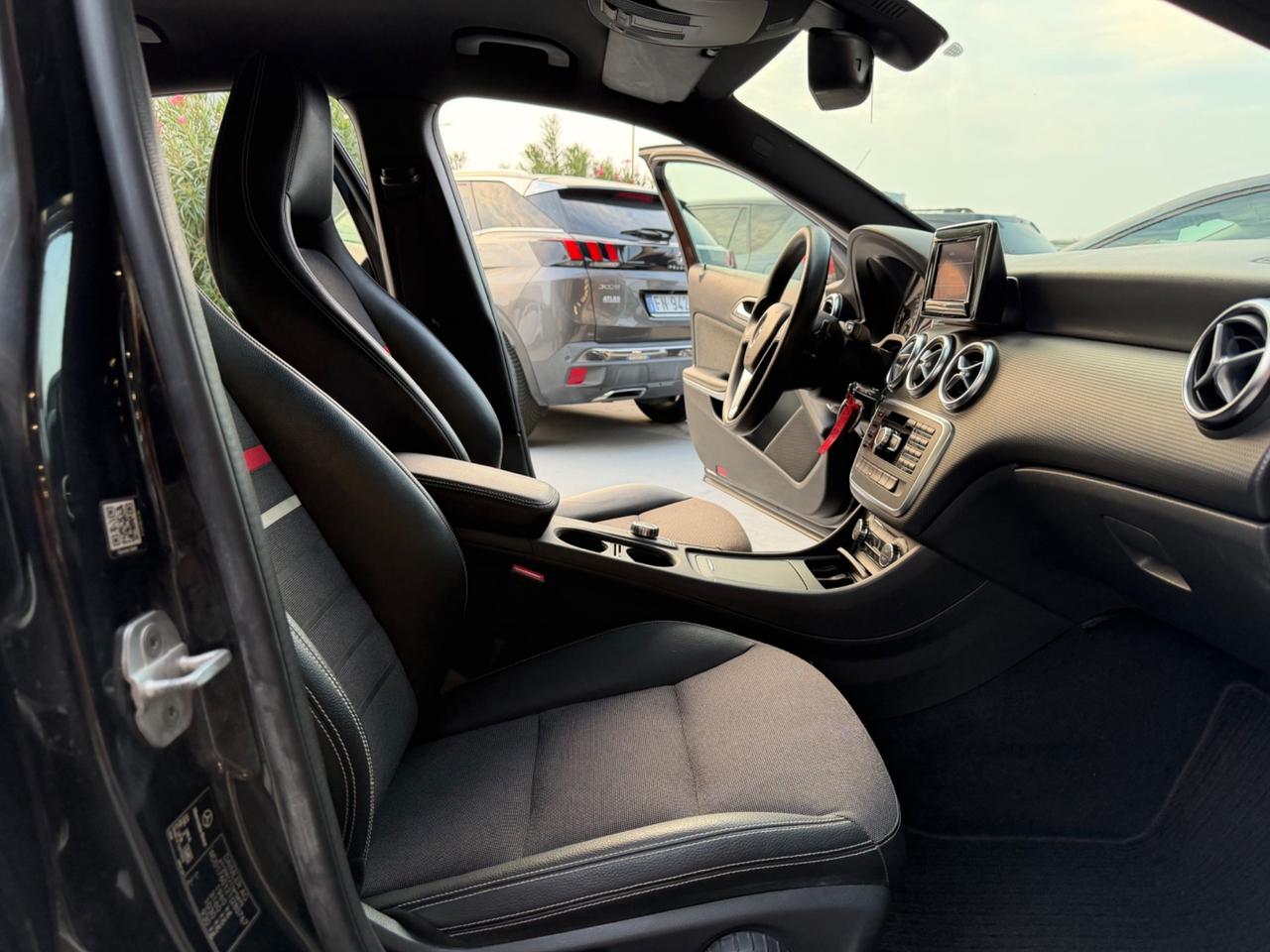 Mercedes-benz A 180 d Automatic Premium