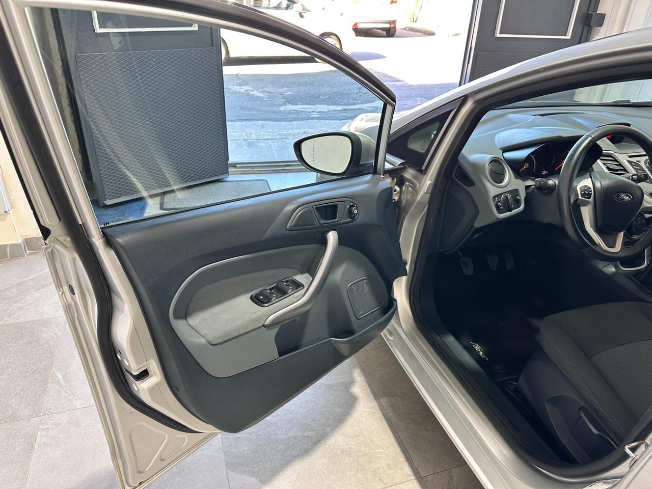 Ford Fiesta 1.2 82 CV 5 porte Titanium - NUOVA!!!!