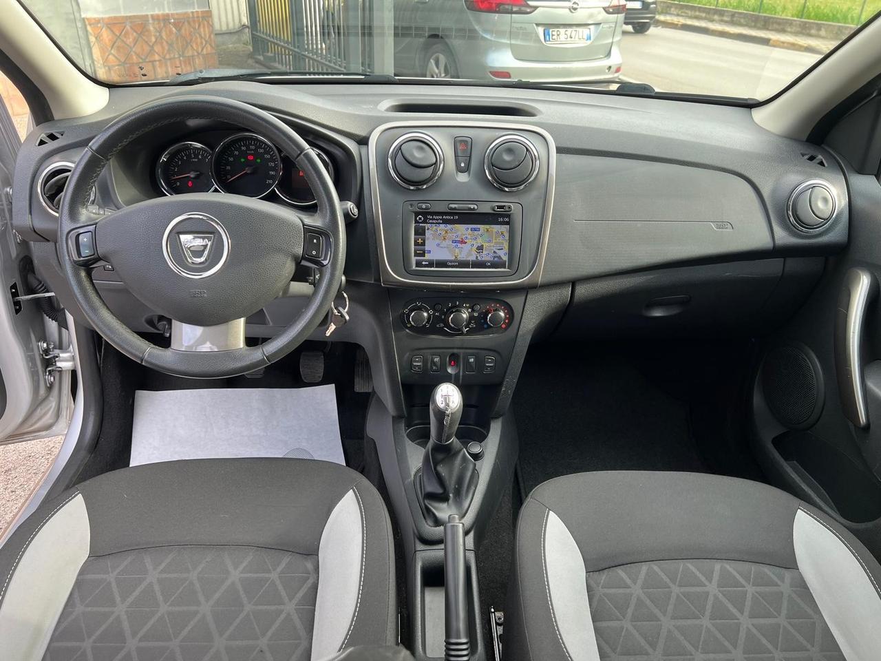 Dacia Sandero Stepway 0.9 tce Prestige 90cv Navi/Park/Bluetooth