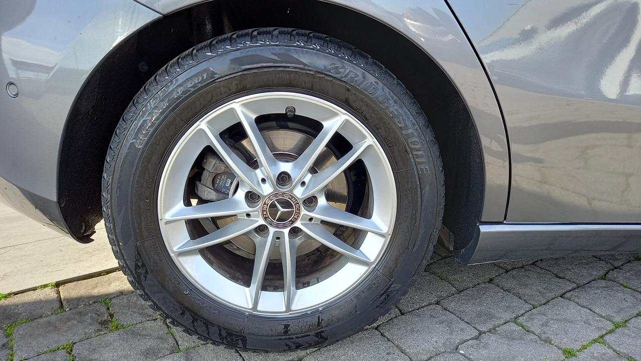 Mercedes-benz A 180 d Automatic Business