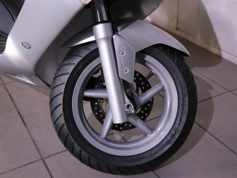 Aprilia Leonardo 150