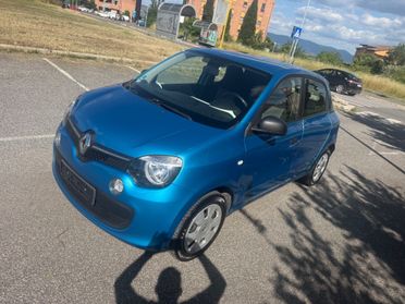 Renault Twingo euro 6 neopatentati garanzia permute