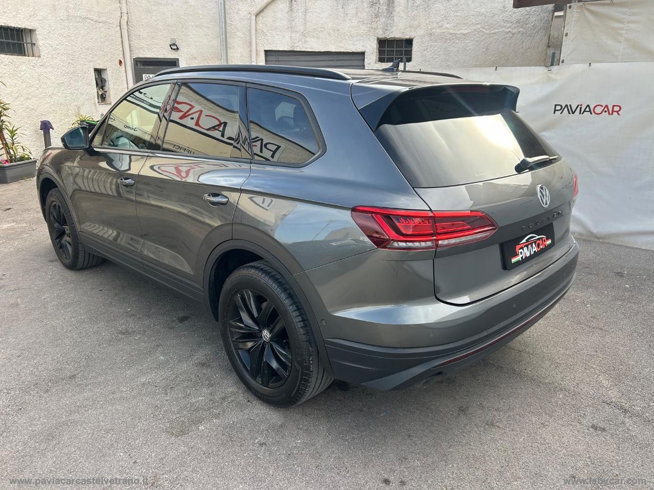 VOLKSWAGEN Touareg 3.0 TDI Advanced