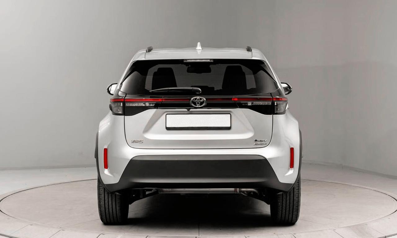 Toyota Yaris Cross AWD Hybrid