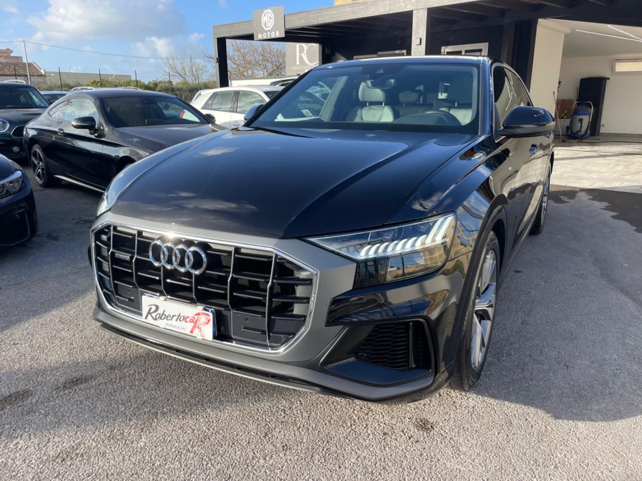 Audi Q8 50 TDI 286 CV quattro tiptronic S LINE ESTERNO E INTERNO