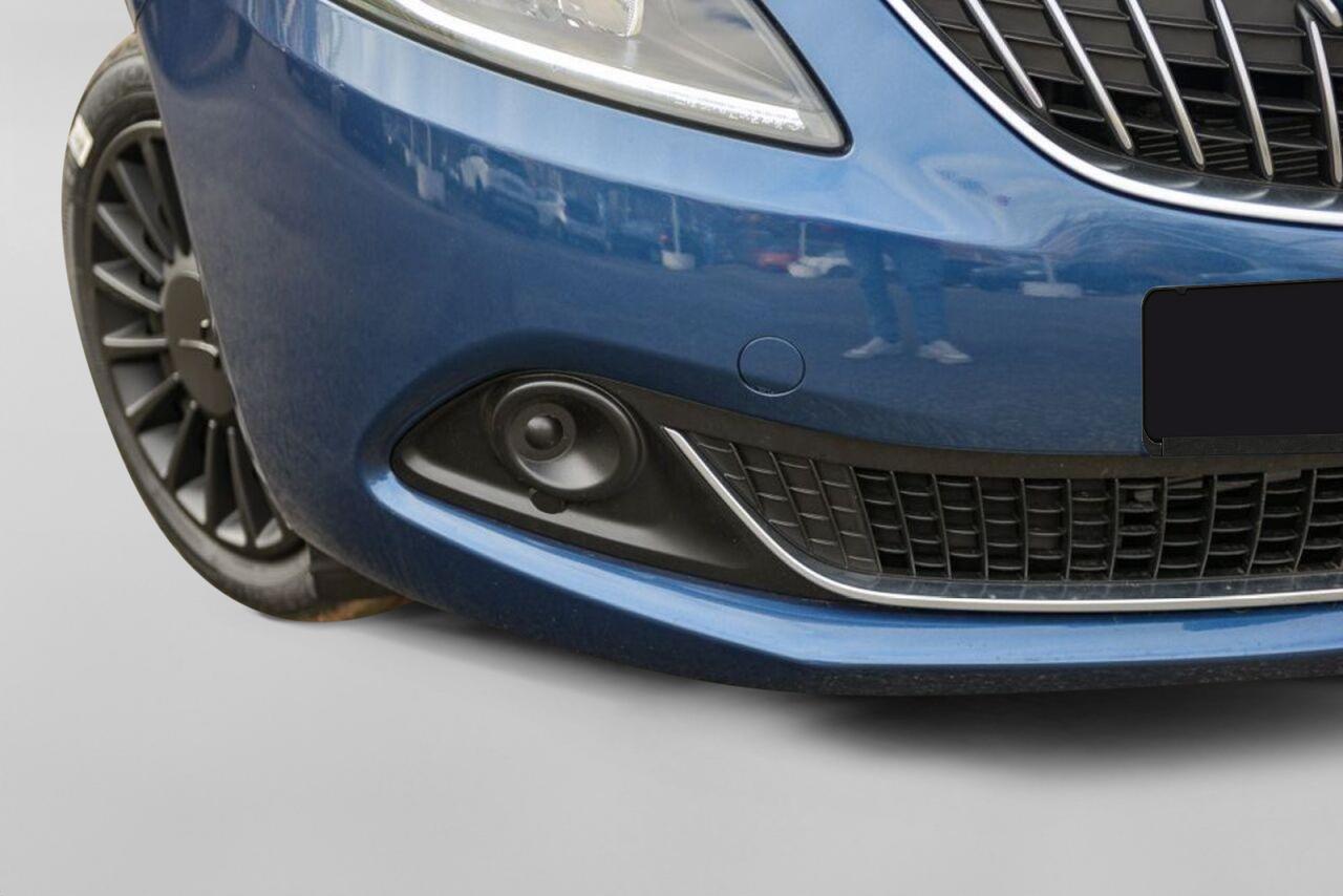 LANCIA Ypsilon III 2021 - Ypsilon 1.0 firefly hybrid Silver s&s 70cv