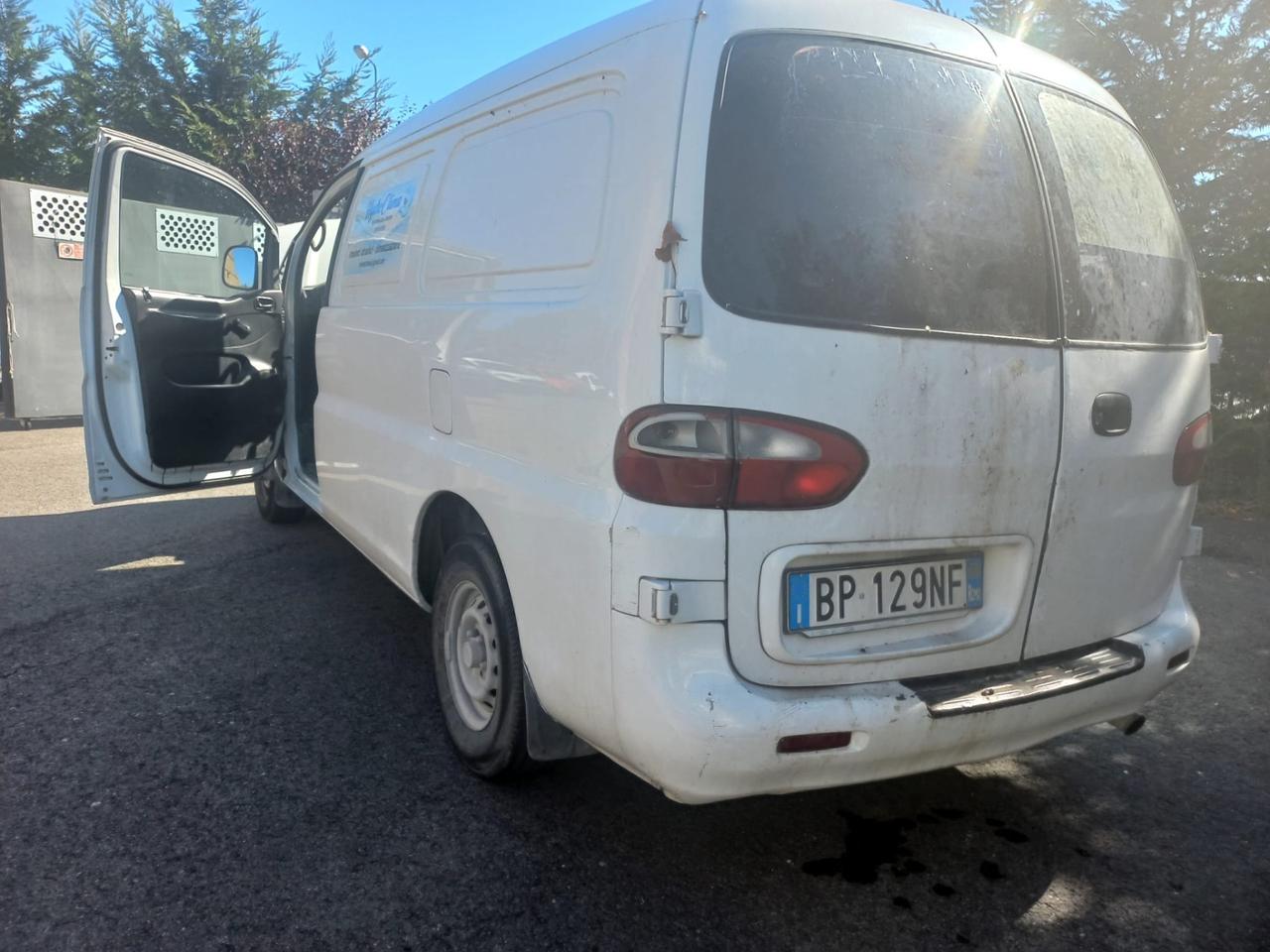 Hyundai H-1 2.5 turbodiesel PL Van 3 posti Air