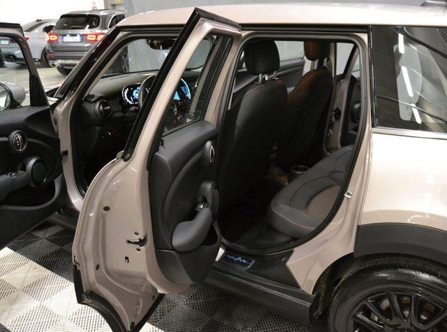 MINI One 1.5 Camden 5 porte Automatica Ok Neopatentati **