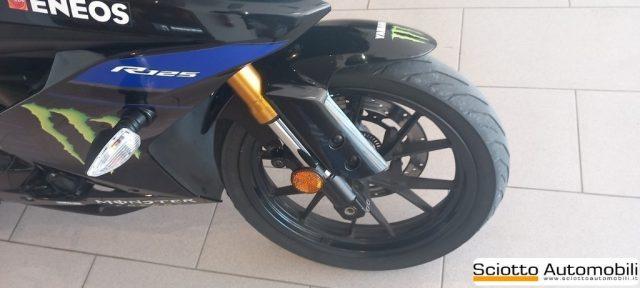 YAMAHA YZF R125 .