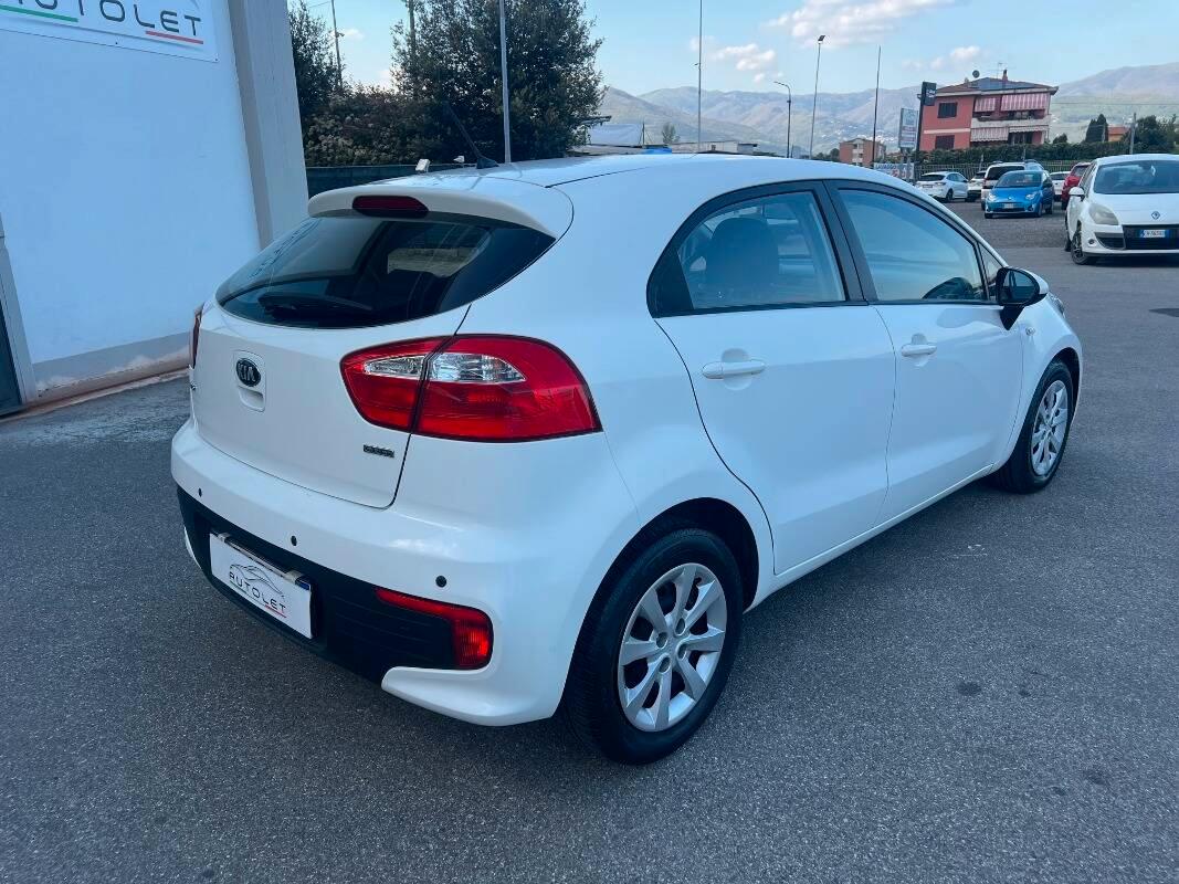 Kia Rio 1.1 crdi Active 5p E6