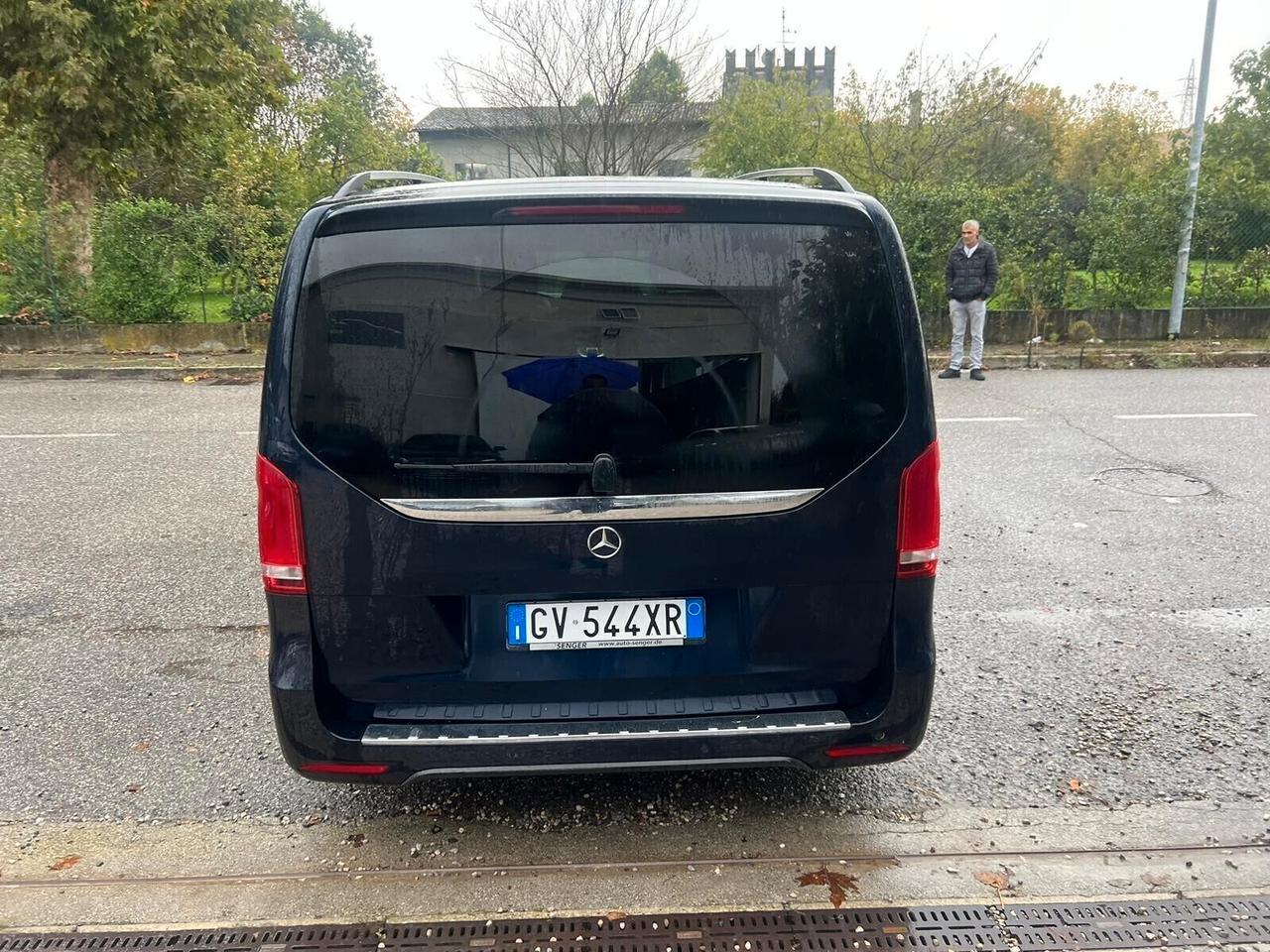 Mercedes-benz V 250 d Automatic 4Matic Premium Extralong