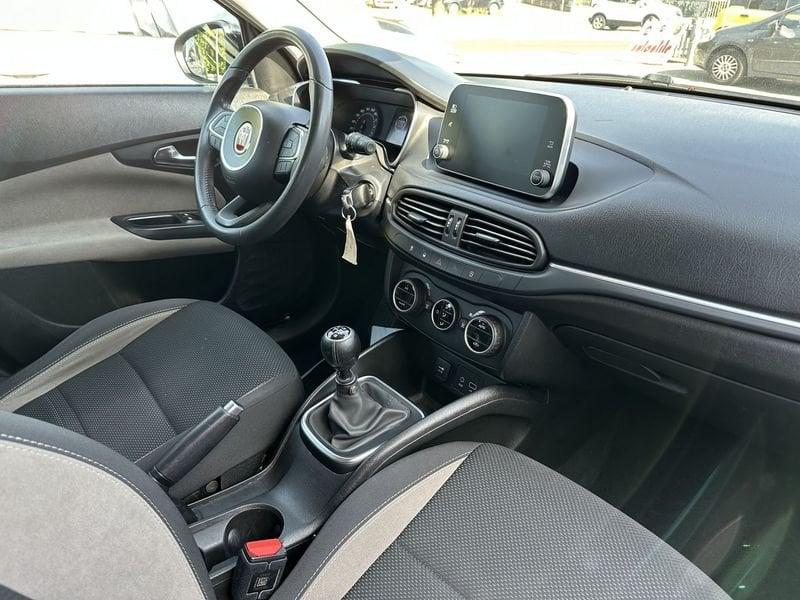 FIAT Tipo 1.6 Mjt S&S 5 porte Lounge
