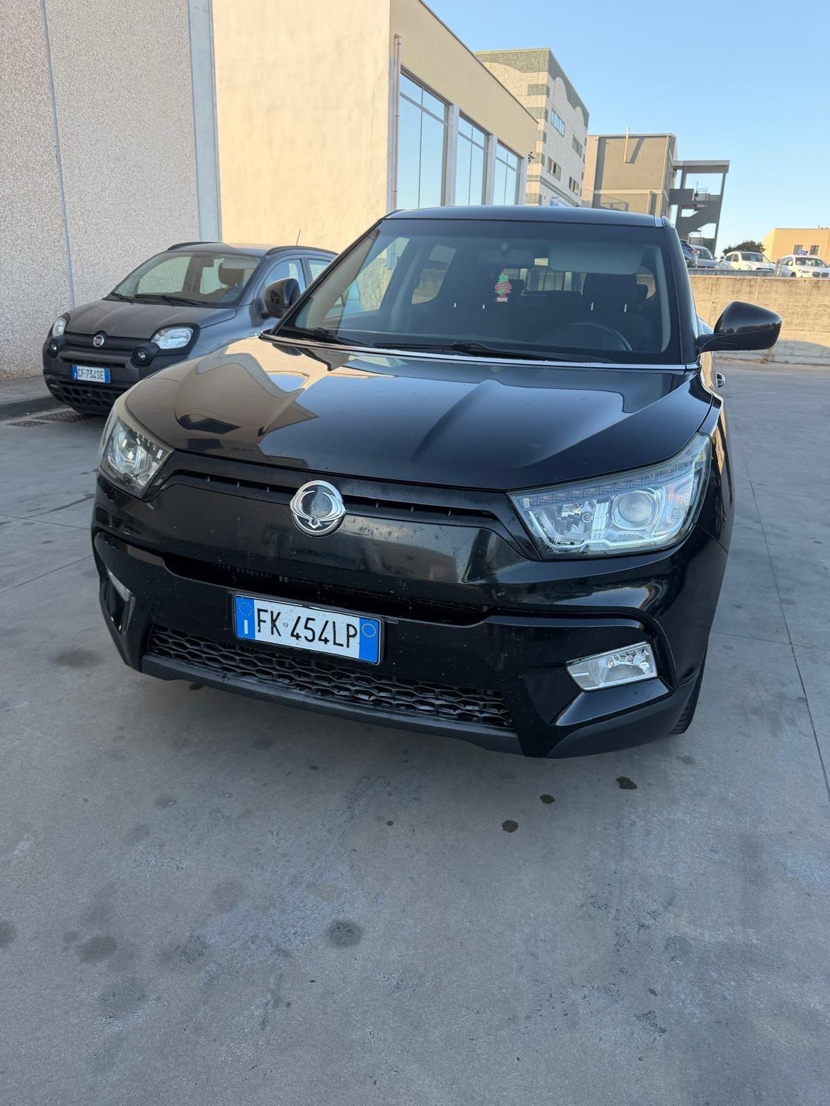 Ssangyong Tivoli 1.6d 2WD Be Visual Hot Aebs
