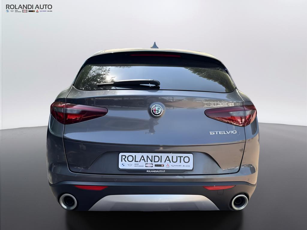 Alfa Romeo Stelvio 2.2 Turbo Business RWD Auto