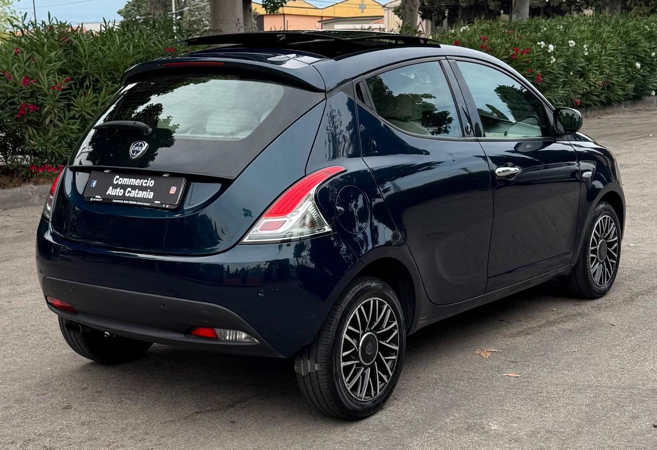 Lancia Ypsilon 1.2 TETTO APRIBILE