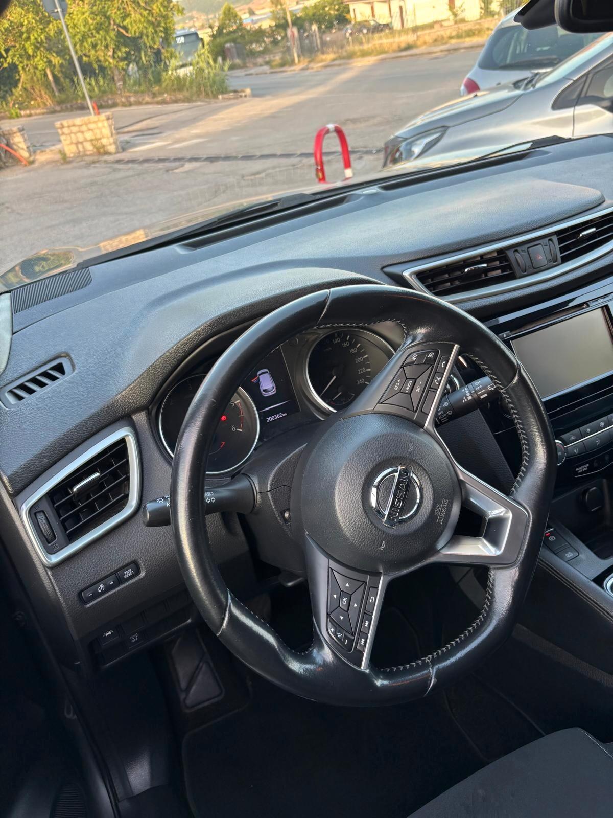 Nissan Qashqai 1.5 dCi N-Connecta