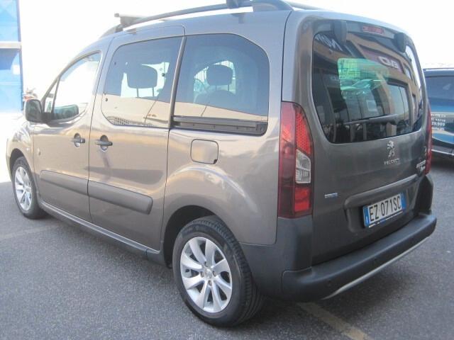 Peugeot Partner Tepee BlueHDi 100 Outdoor