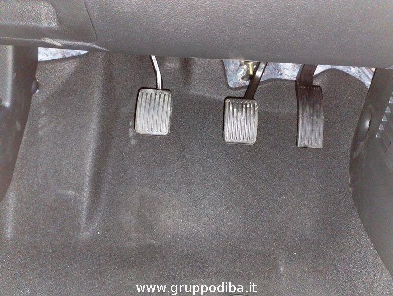 Hyundai i10 1.0 T-GDI MPI DOHC Petrol 5-speed M/T PE MY25 5P 1.0 MT CONNECTLINE