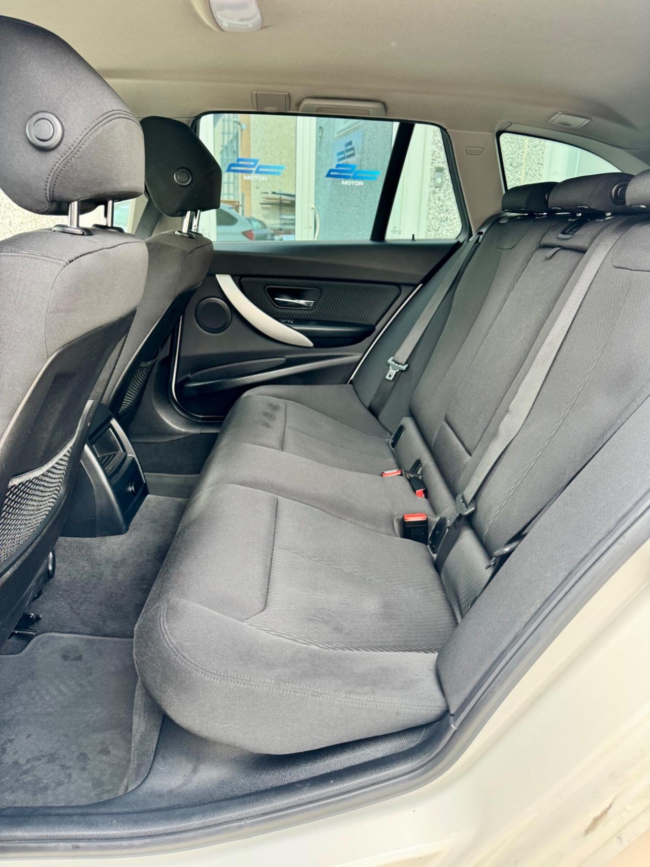 Bmw 320 320d xDrive Touring Business Advantage