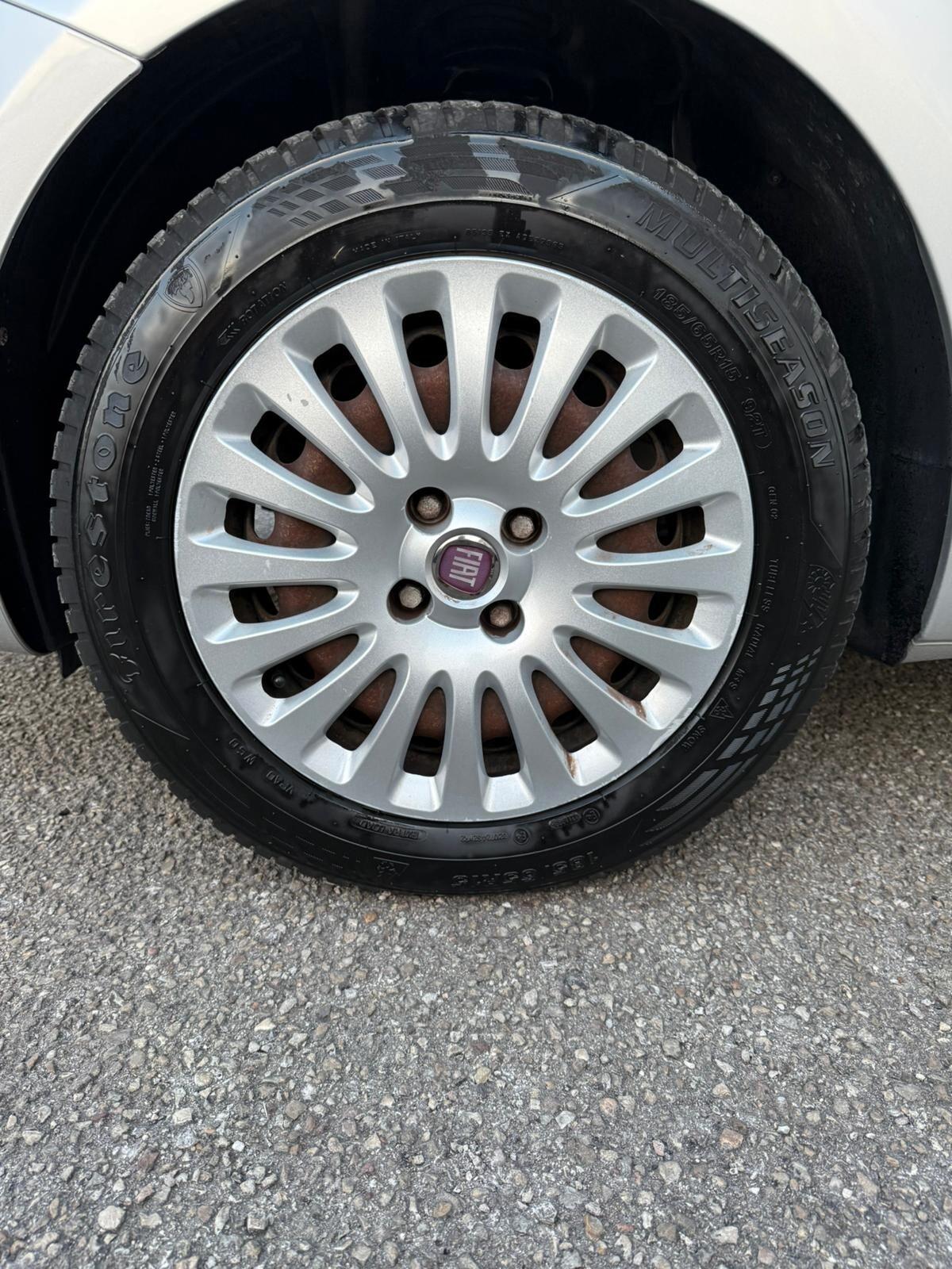 Fiat Punto Evo - NEOPATENTATI