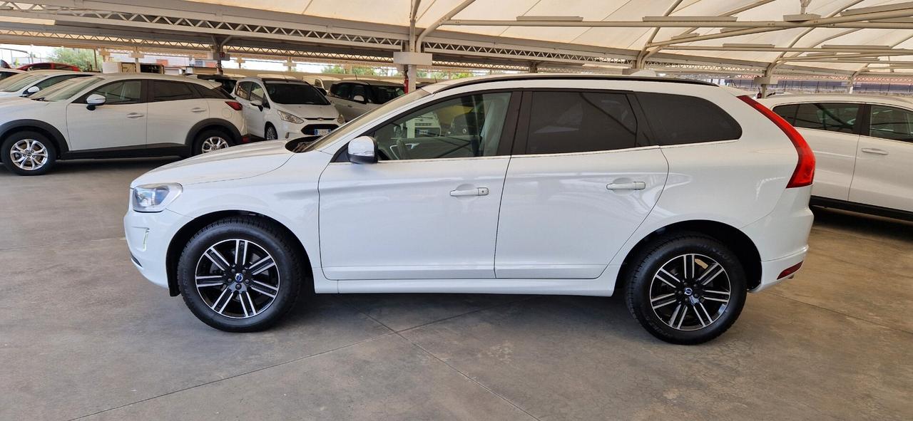 Volvo XC60 D3 2.0D 150cv Geartronic R-design
