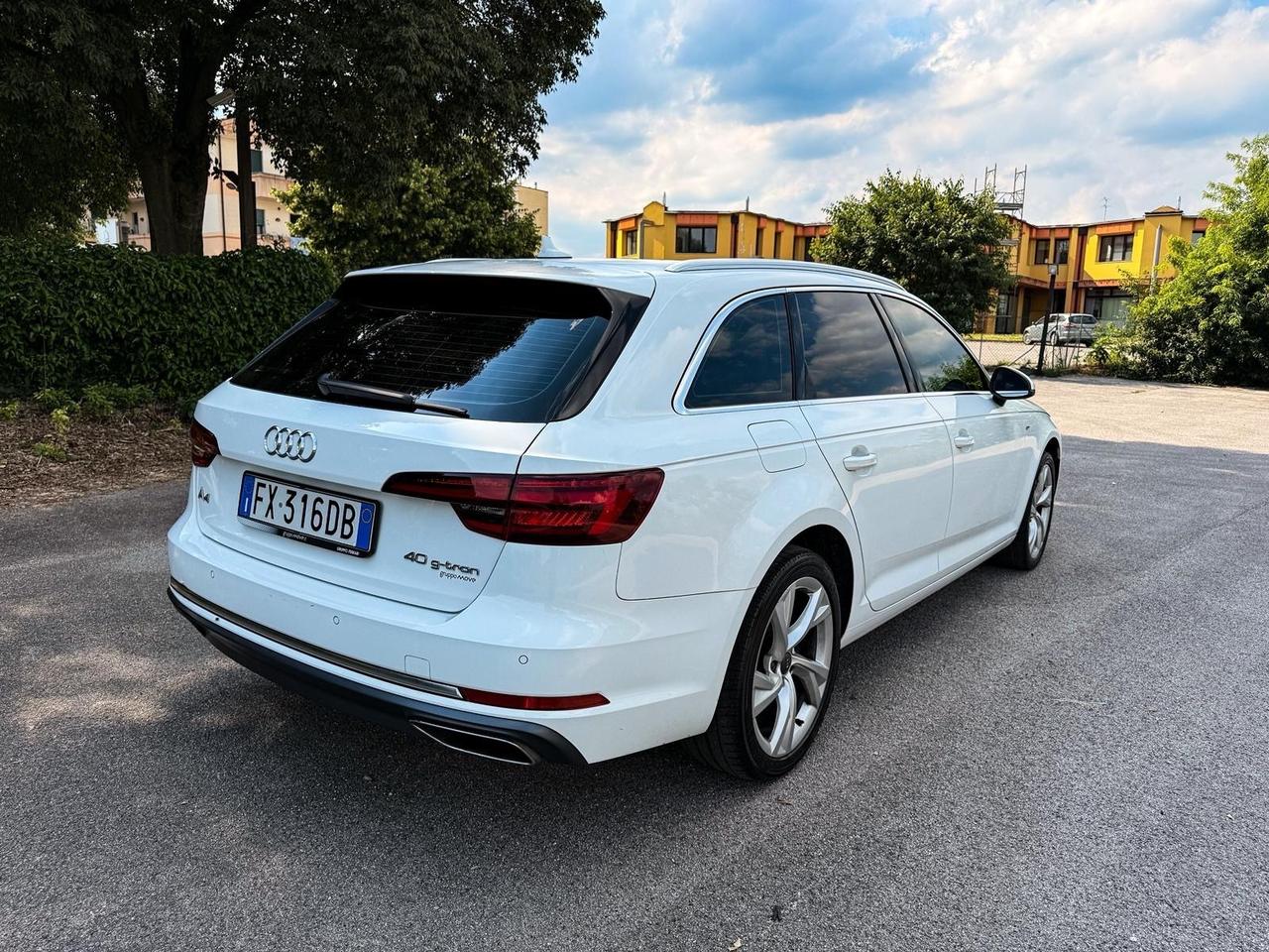 Audi A4 45 TFSI quattro S tronic Sport