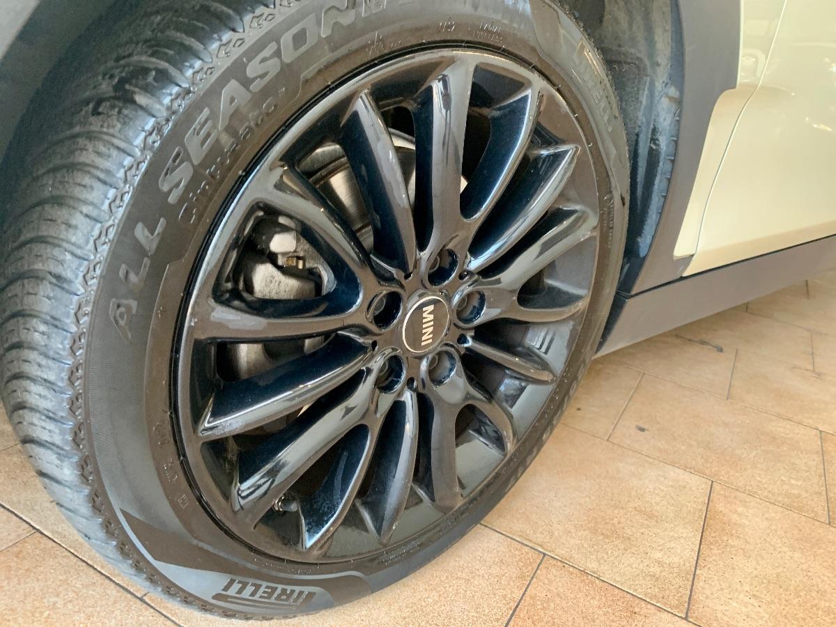 MINI Cooper D Clubman Mini IV F54 2016 Clubman 2.0 Boost auto