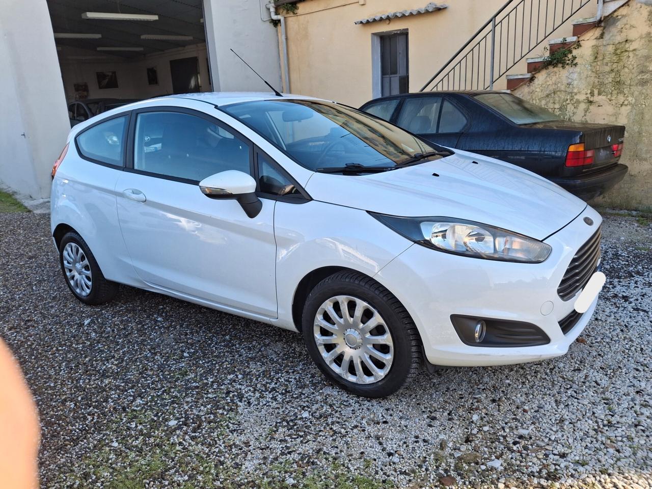 Ford Fiesta 1.5 TDCi 75CV 3 porte Black & White Edition