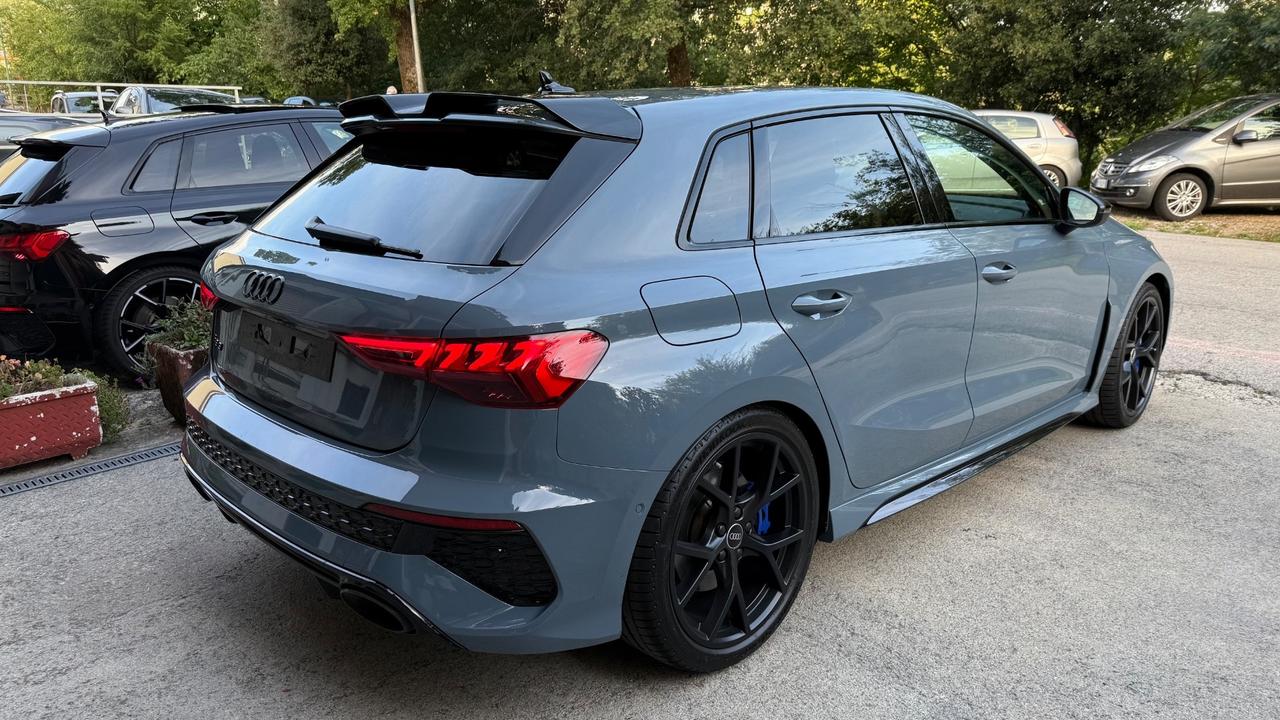 Audi A3 RS 3 SPB TFSI quattro S tronic