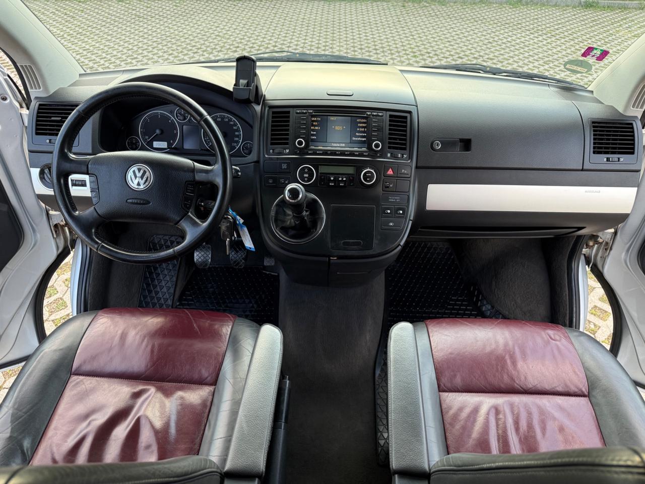 T5 Multivan 2.5 TDI/174CV 4motion 4x4 CONCERT 7 posti